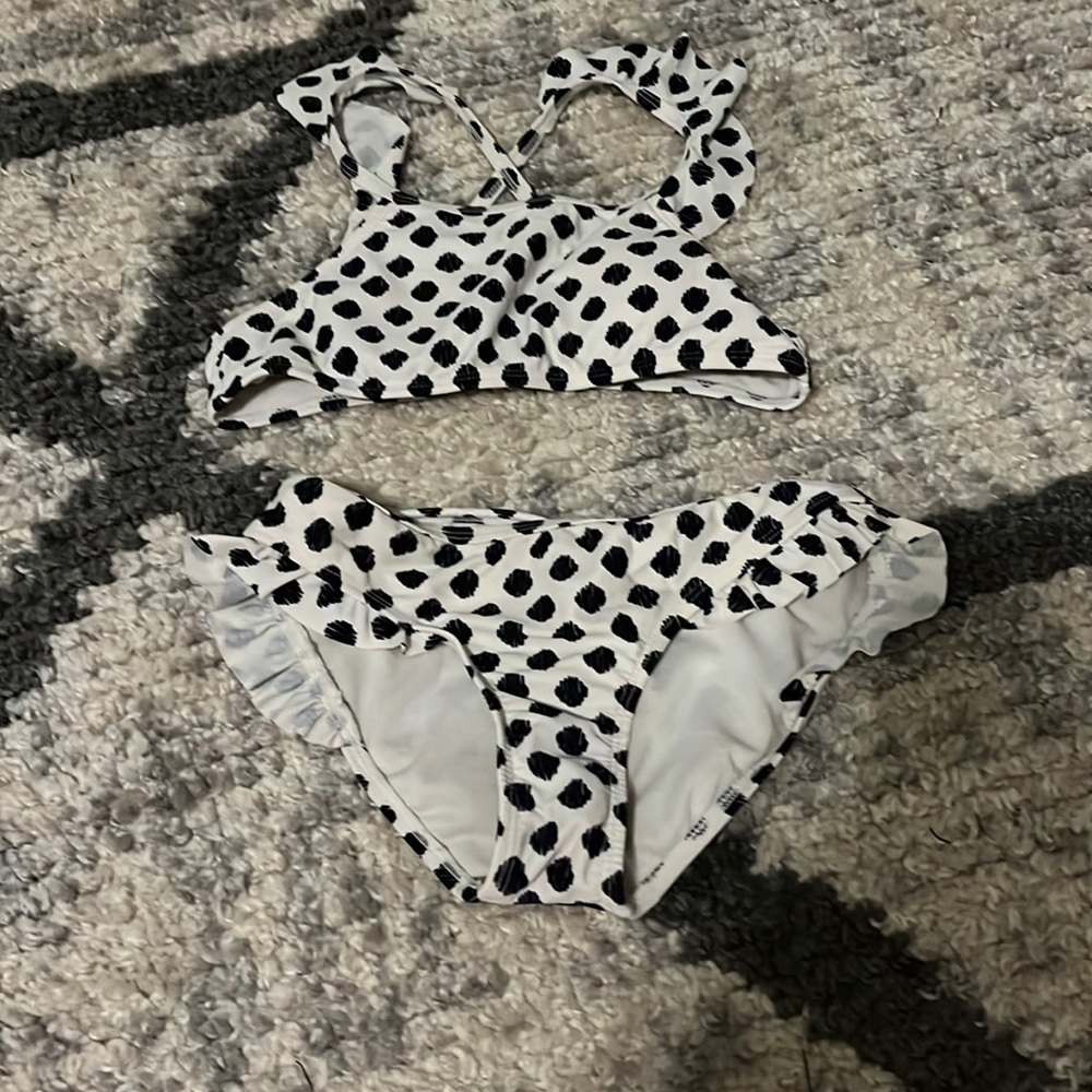 Black and white polkadot bikini set